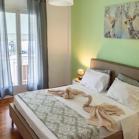 Cozy Airbnb Room In Athens Atenas Exterior foto
