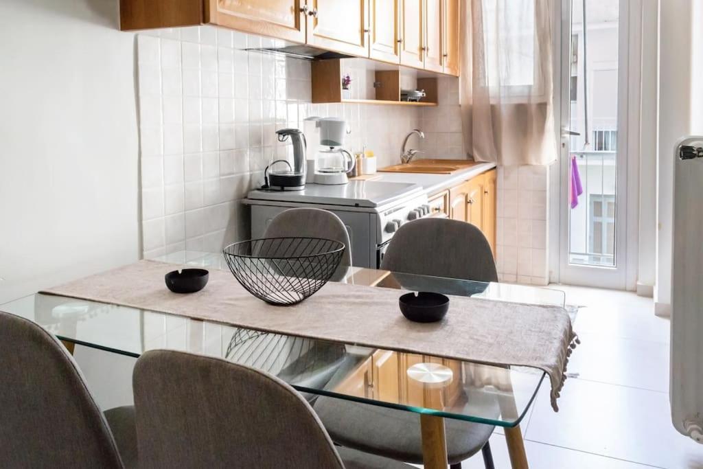 Cozy Airbnb Room In Athens Atenas Exterior foto